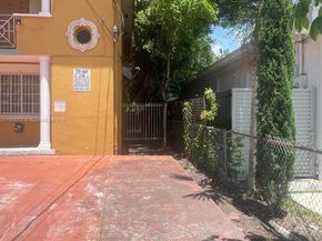 831 SW 14th Ave, Miami FL 33135