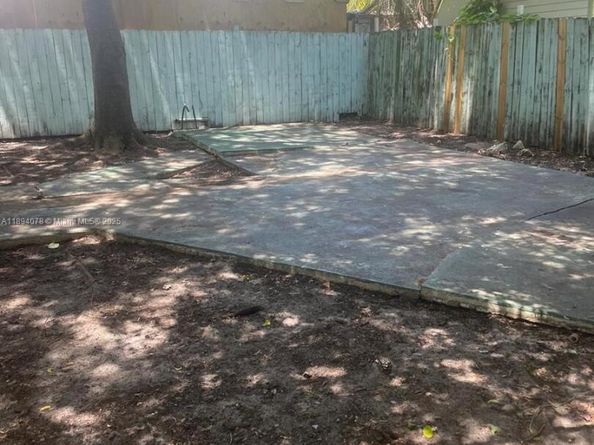 831 SW 14th Ave, Miami FL 33135