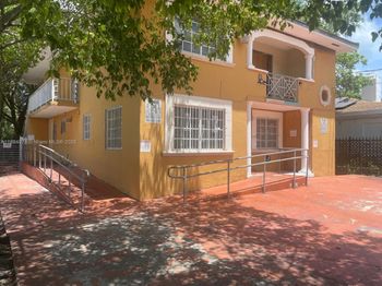 831 SW 14th Ave