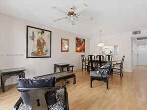 601 SW 142nd Ave 304Q, Pembroke Pines FL 33027