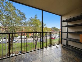 601 SW 142nd Ave 304Q, Pembroke Pines FL 33027