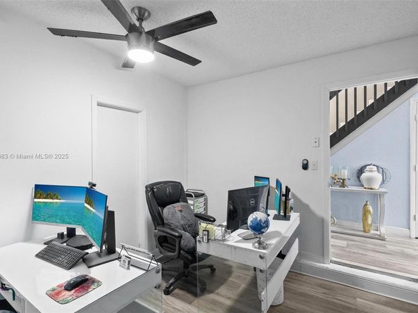 3549 W Inverrary Blvd W, Lauderhill FL 33319