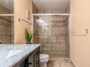 3549 W Inverrary Blvd W, Lauderhill FL 33319