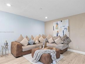 3549 W Inverrary Blvd W, Lauderhill FL 33319