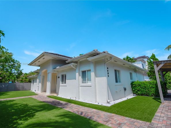 6495 SW 83rd St, Miami FL 33143