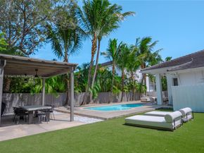 6495 SW 83rd St, Miami FL 33143