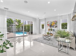 7457 NW 101st Ave, Doral FL 33178