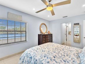 120 Cypress Club Dr 202, Pompano Beach FL 33060