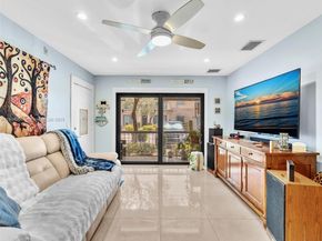 120 Cypress Club Dr 202, Pompano Beach FL 33060