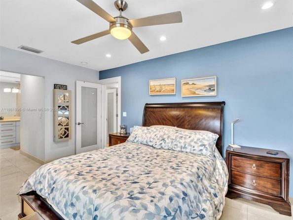 120 Cypress Club Dr 202, Pompano Beach FL 33060