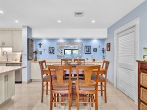 120 Cypress Club Dr 202, Pompano Beach FL 33060