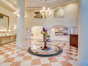 20000 E Country Club Dr 512, Aventura FL 33180