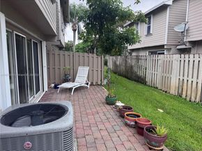 12204 NW 36th Pl, Sunrise FL 33323