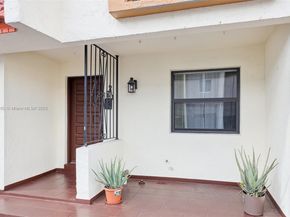 8389 NW 8th St 7, Miami FL 33126