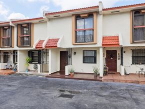 8389 NW 8th St 7, Miami FL 33126