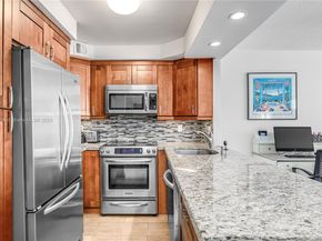 345 Ocean Dr 411, Miami Beach FL 33139