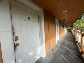 608 SW 16th Ave, Fort Lauderdale FL 33312