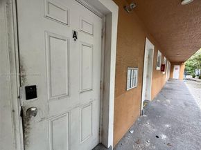 608 SW 16th Ave, Fort Lauderdale FL 33312