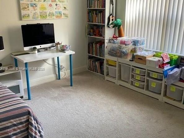 17911 NW 68th Avenue P102, Hialeah FL 33015