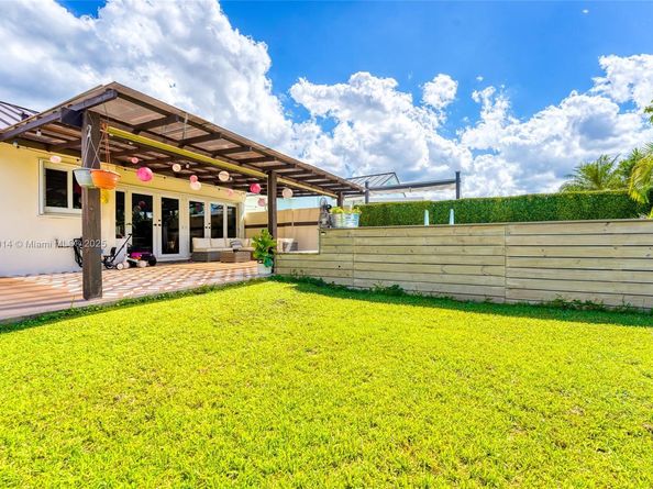 752 NW 134th Ave, Miami FL 33182