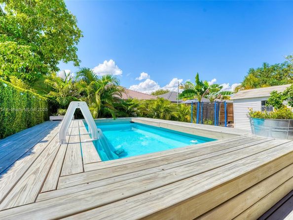 752 NW 134th Ave, Miami FL 33182