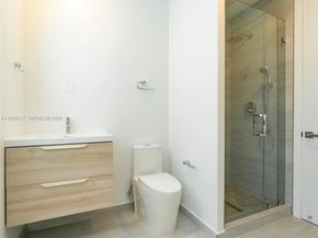 1720 SW 20th St, Fort Lauderdale FL 33315