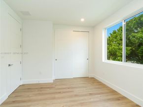 1720 SW 20th St, Fort Lauderdale FL 33315