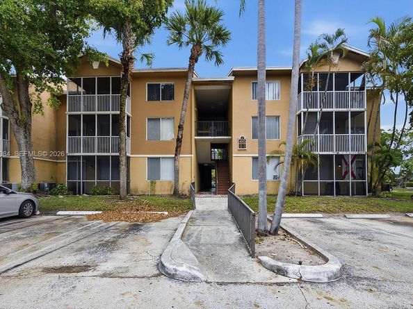 4045 W Mcnab Rd G110, Pompano Beach FL 33069