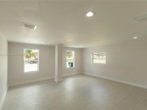 11872 SW 196th Ter, Miami FL 33177