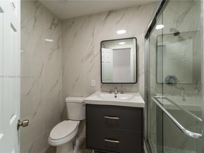 11872 SW 196th Ter, Miami FL 33177