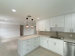 11872 SW 196th Ter, Miami FL 33177