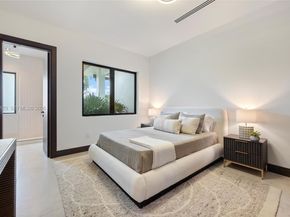 11600 SW 77th Ave, Pinecrest FL 33156