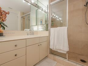 2000 Island Blvd 1708, Aventura FL 33160