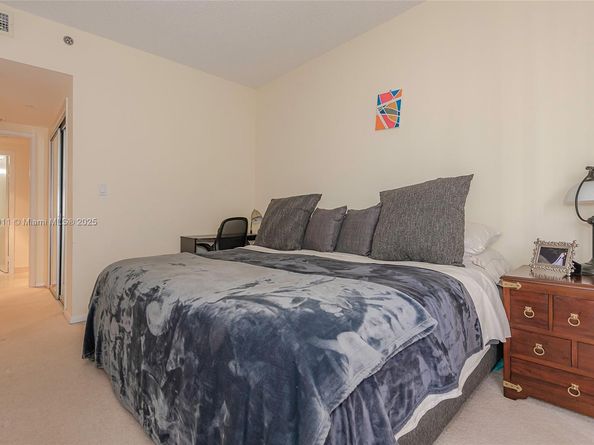 2000 Island Blvd 1708, Aventura FL 33160