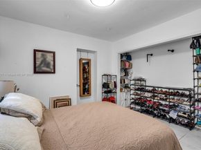 210 NW 59th Ave, Miami FL 33126