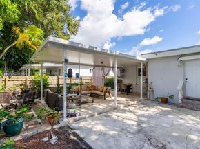 210 NW 59th Ave, Miami FL 33126