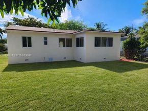 815 NE 134th St, North Miami FL 33161