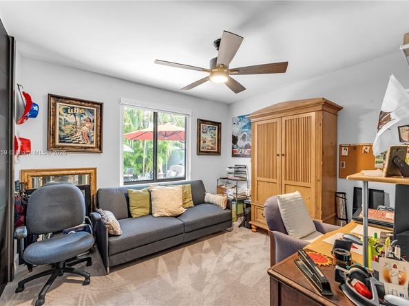 15977 SW 141st St, Miami FL 33196