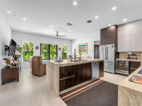 15977 SW 141st St, Miami FL 33196