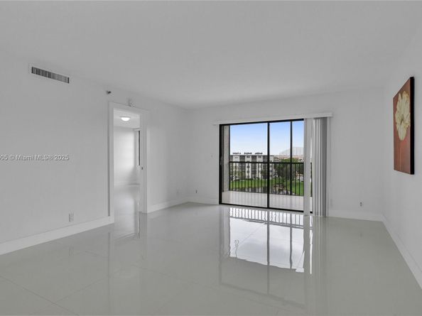 2217 Cypress Island Dr 503, Pompano Beach FL 33069
