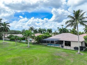2583 Mayfair Ln, Weston FL 33327
