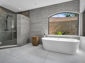 2583 Mayfair Ln, Weston FL 33327
