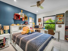 2583 Mayfair Ln, Weston FL 33327
