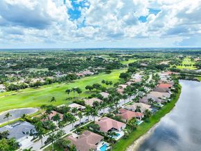 2583 Mayfair Ln, Weston FL 33327