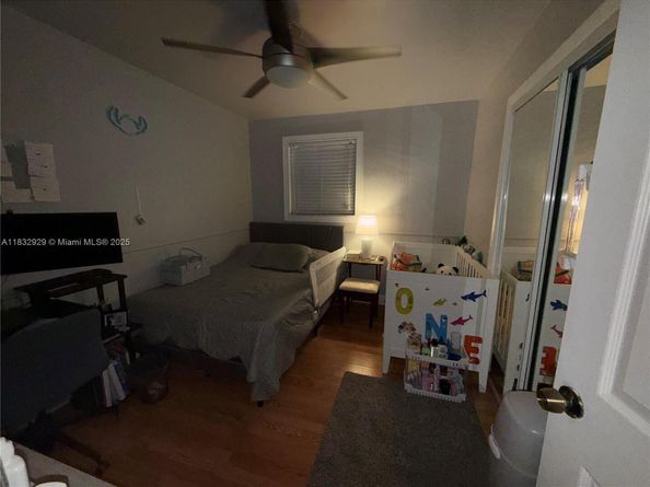 5720 SW 39th St, West Park FL 33023