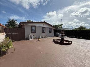 5720 SW 39th St, West Park FL 33023