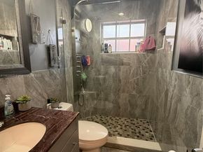 5720 SW 39th St, West Park FL 33023