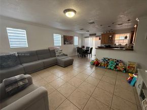 5720 SW 39th St, West Park FL 33023