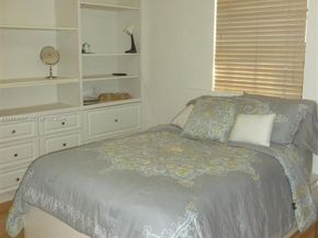 3261 NW 14th St, Miami FL 33125