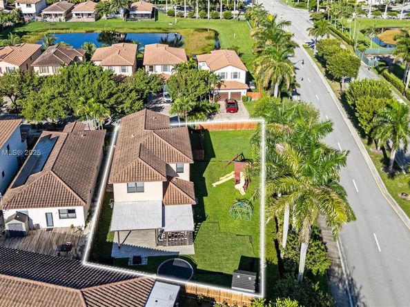 415 SE 34th Ter, Homestead FL 33033